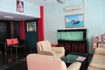 Somjai House Hotel Si Racha Exterior foto